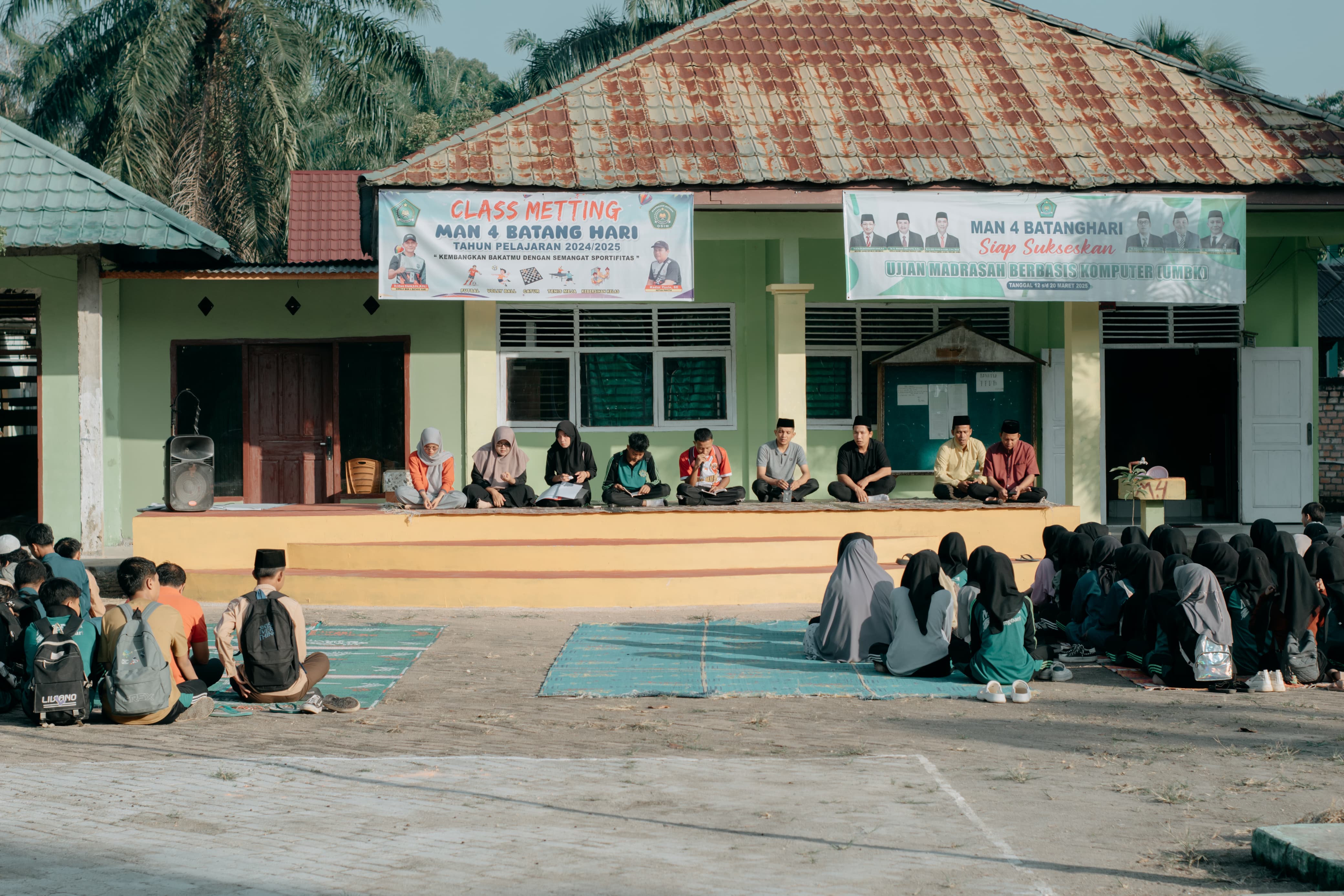 Yasinan Jumat Rutin: Bentuk Syukur dan Kebersamaan Pasca Ujian Asesmen Sumatif Akhir di MAN 4 Batang Hari