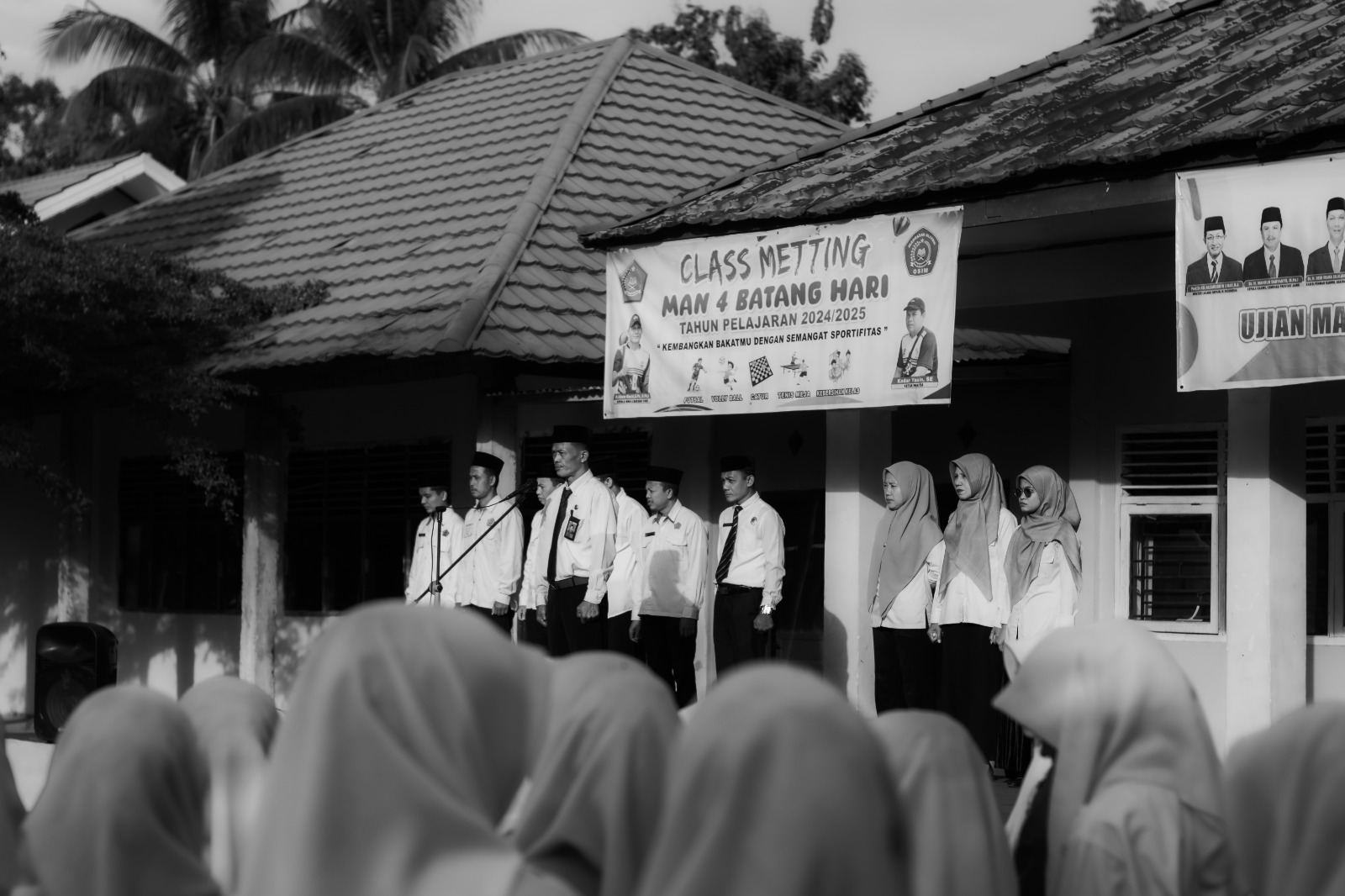 Upacara Bendera MAN 4 Batang Hari: Mengobarkan Semangat Perjuangan dan Merayakan Kemerdekaan dengan Penuh Khidmat