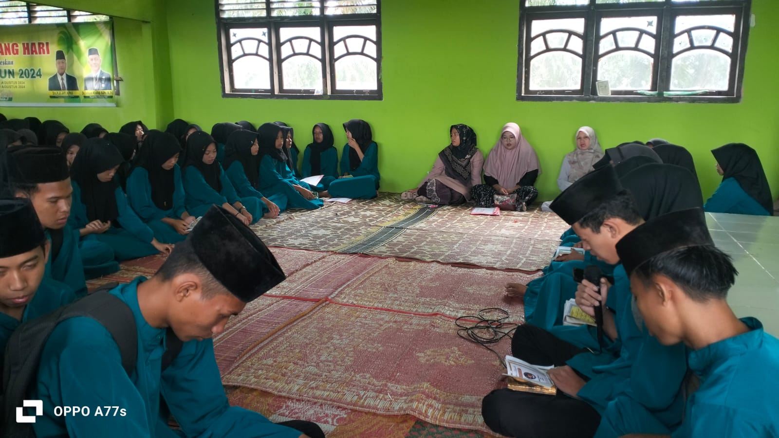 MAN 4 Batang Hari Jaga Tradisi Ilmu dan Iman dengan Yasinan Jumat Rutin