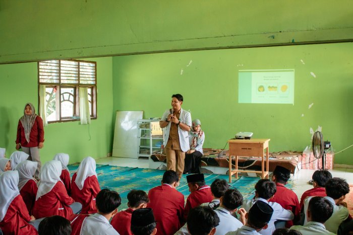 Ngerti Diri, Jaga Diri: Edukasi Kesehatan untuk Gen-Z MAN 4 Batang Hari