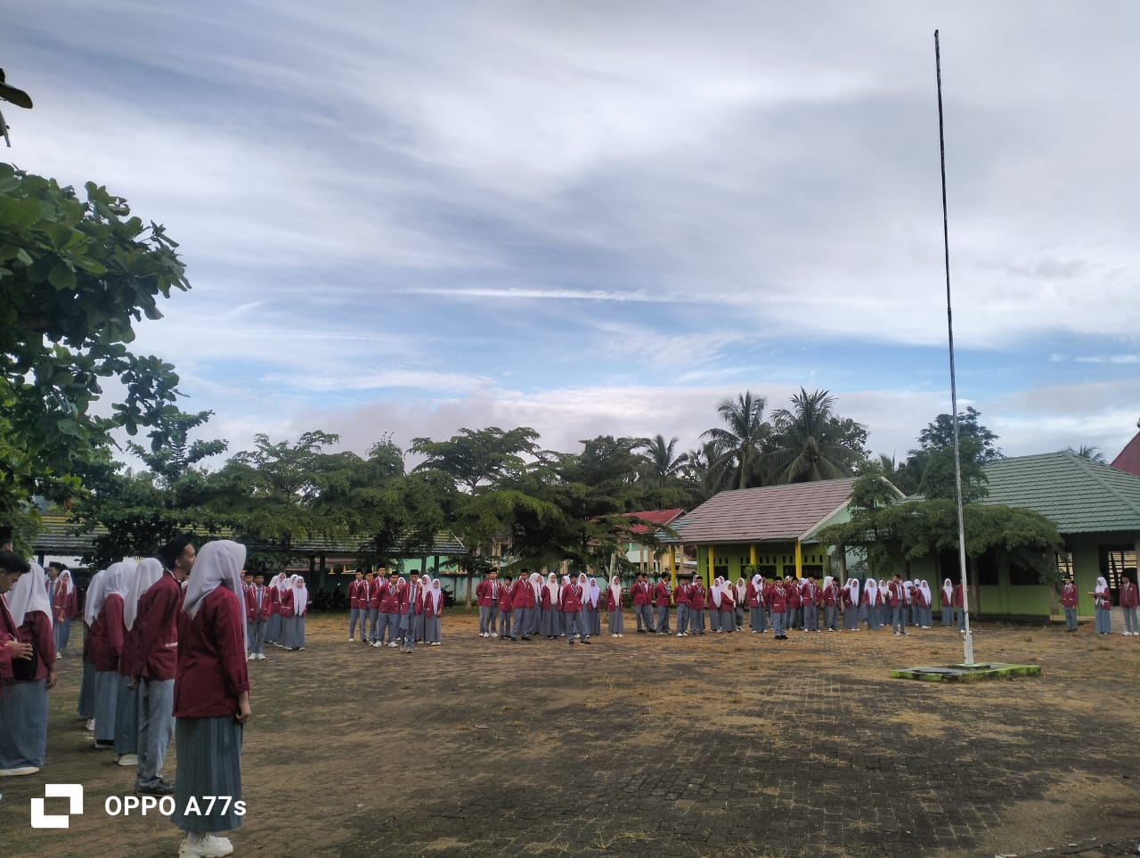 MAN 4 Batang Hari Laksanakan Upacara Bendera Rutin Setiap Hari Senin