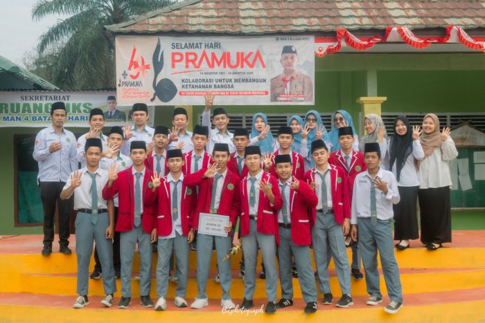 MAN 4 Batang Hari Torehkan Prestasi Gemilang di Turnamen Kades Cup 2025 Rambutan Masam