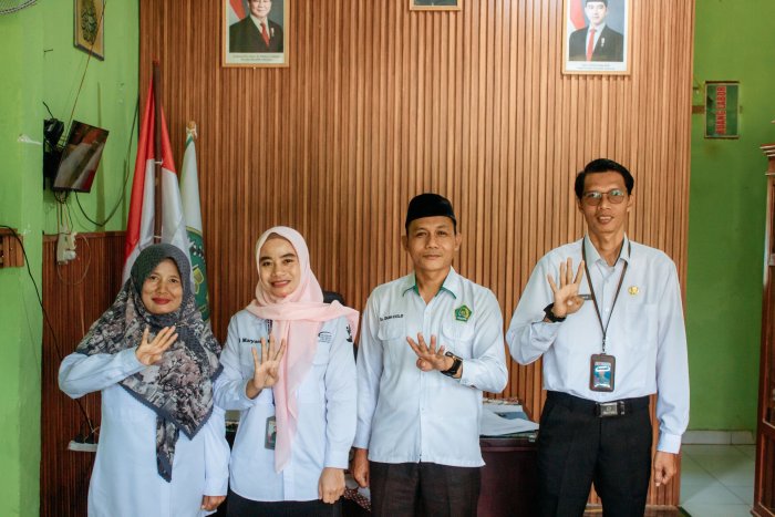 Komitmen Pendidikan Tepat Sasaran: Siswa MAN 4 Batang Hari Ikuti Verifikasi KPM PKH KEMENSOS RI
