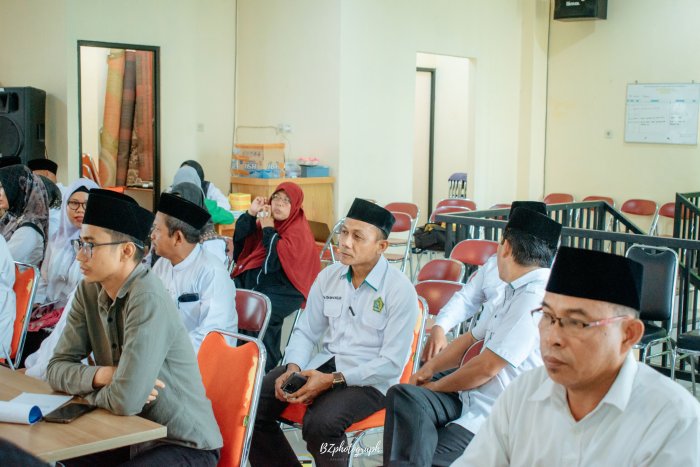 Kepala MAN 4 Batang Hari Ikuti RaKor Kemenag Batang Hari: Fokus Kurikulum Berbasis Cinta dan Pembangunan ZI-RB