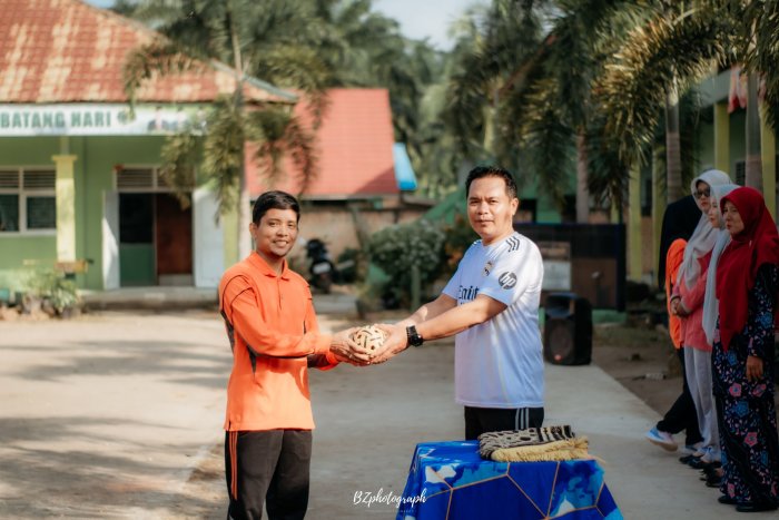 Classmeeting MAN 4 Batang Hari 2026 Resmi Dibuka, Jadi Ajang Healing dan Pengembangan Bakat Siswa Classmeeting MAN 4 Batang Hari 2026 Resmi Dibuka, Jadi Ajang Healing dan Pengembangan Bakat Siswa