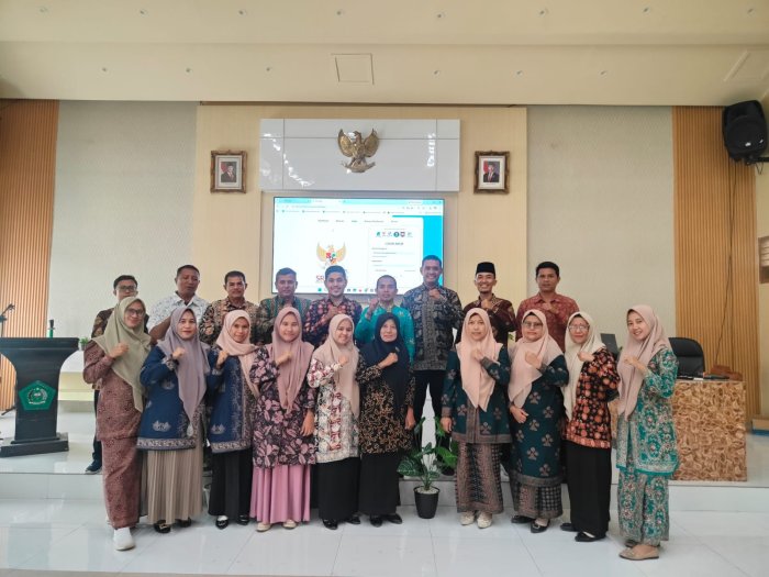 Wujudkan Persuratan Digital yang Tertib: MAN 4 Batang Hari Ikuti Sosialisasi Aplikasi SRIKANDI Kemenag Wujudkan Persuratan Digital yang Tertib: MAN 4 Batang Hari Ikuti Sosialisasi Aplikasi SRIKANDI Kemenag