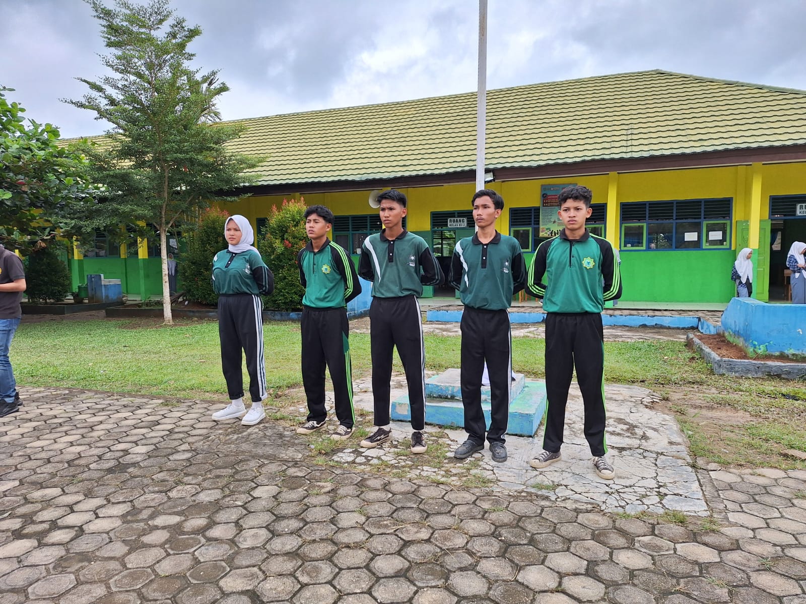 2 siswa MAN 4 Batang Hari Lolos Seleksi Paskibraka 