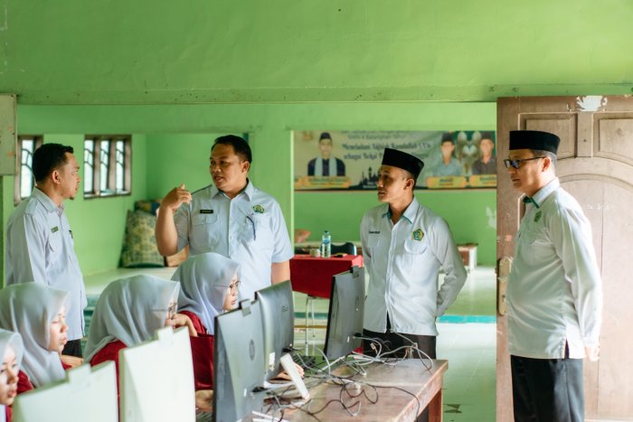 Tertib, Disiplin, dan Lancar: TKA MAN 4 Batang Hari Dapat Apresiasi dari Kakankemenag Kabupaten Batang Hari