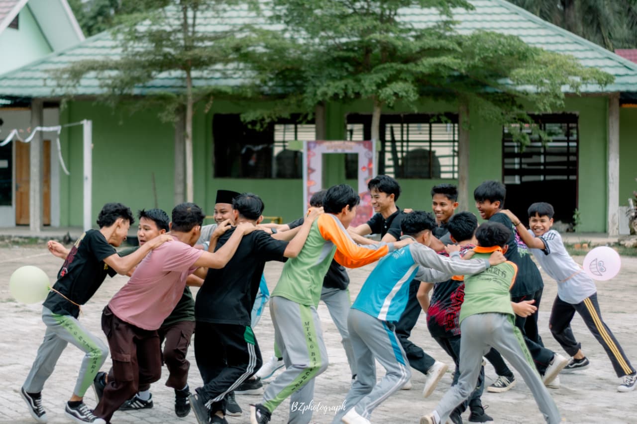 Semarak HUT ke-80 Republik Indonesia di MAN 4 Batang Hari: Lomba Kreatif Bangkitkan Semangat Nasionalisme